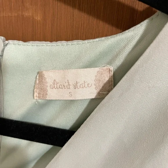 Light Sage Dress with Tie Around Waist - Picture 3 of 4